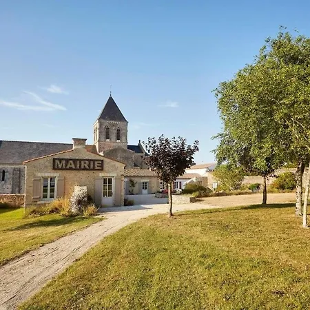 Petite Maison Avec Mezzanine * La Chaize-Giraud