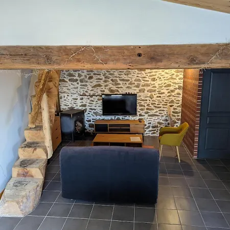 Petite Maison Avec Mezzanine * La Chaize-Giraud